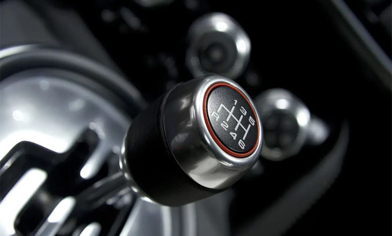 علت جا نرفتن دنده در حالت روشن