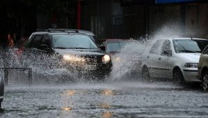 نکات مهم رانندگی در شرایط سخت آب و هوایی